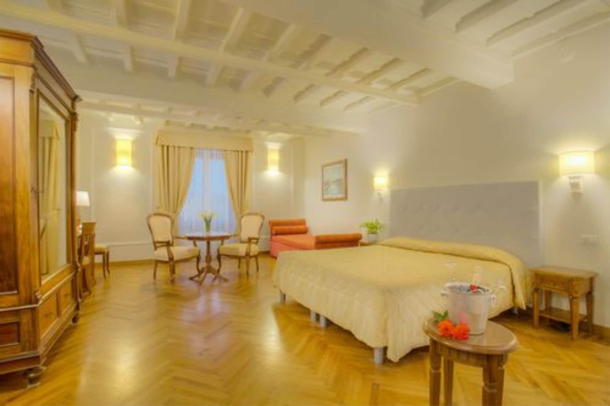 Hotel Bretagna Heritage - Alfieri Collezione Florence Buitenkant foto
