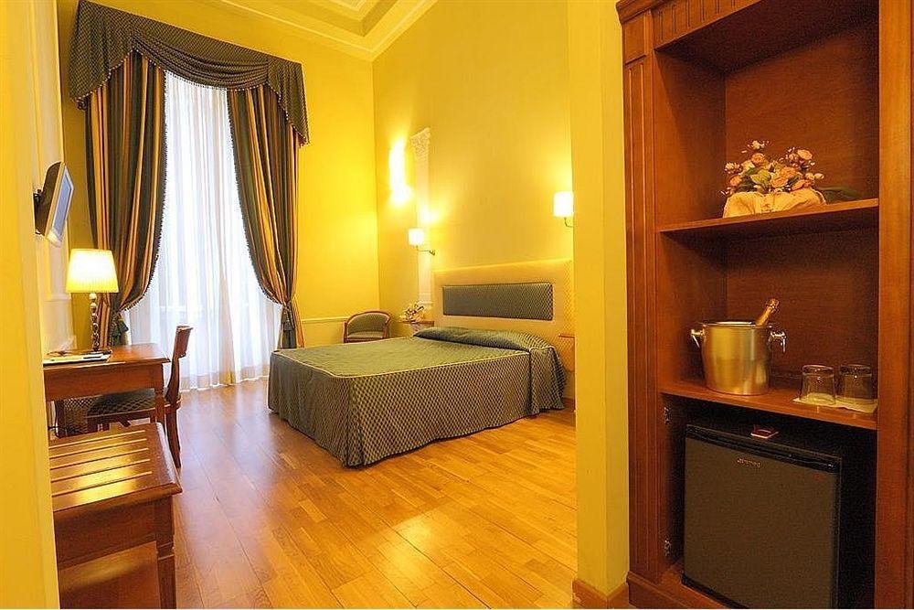 Hotel Bretagna Heritage - Alfieri Collezione Florence Buitenkant foto