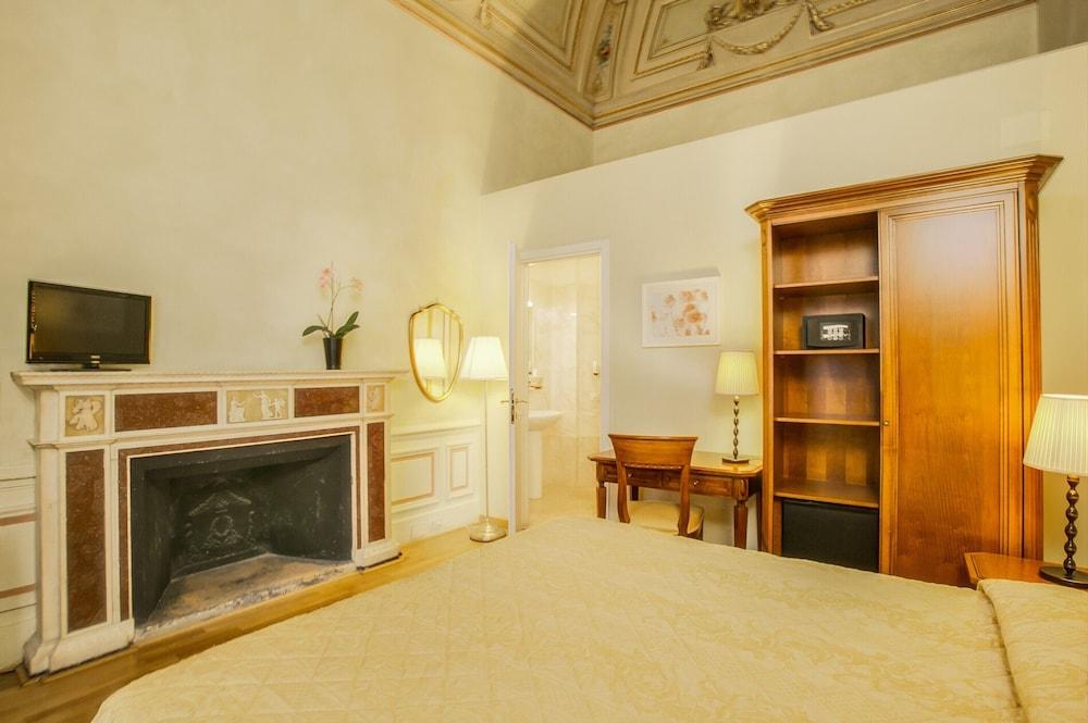 Hotel Bretagna Heritage - Alfieri Collezione Florence Buitenkant foto